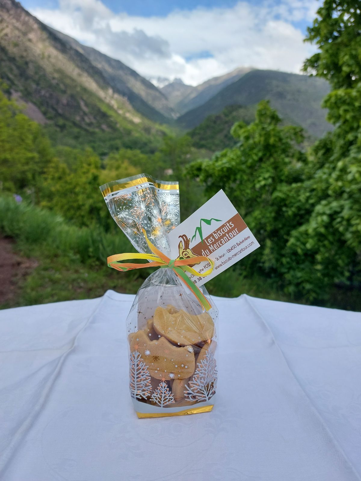 Lunes de Miel sablés artisanaux avec miel de la vallée de la Vésubie.